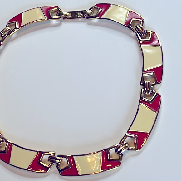 Vintage Monet 18" Retro/Deco Enameled Red/Cream Gold Plated Links Necklace - Picture 3 of 10
